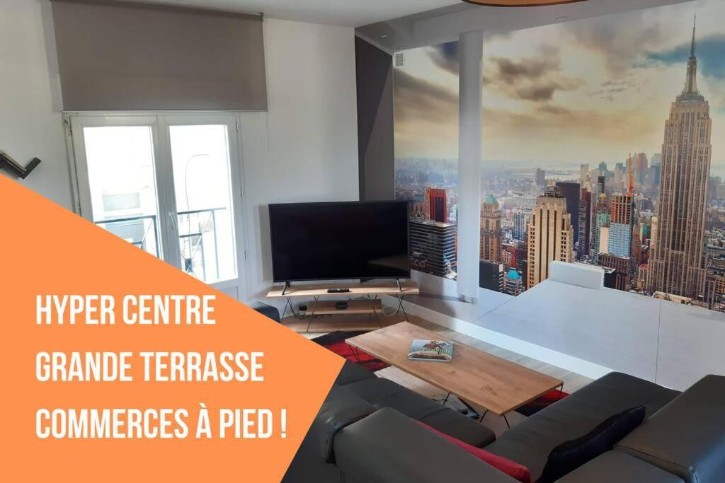 Appartement Renove Le New-York En Centre Ville - Terrasse Et Parking - Non Climatise La Roche-Chalais 외부 사진